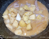 Foto del paso 4 de la receta: Salchichas frescas con vino amontillado