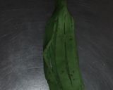 A picture of step 3 of Leaf shaped mathari.