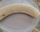 Foto del paso 1 de la receta: Polos de plátano y chocolate crocante