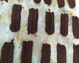 Foto langkah ke 4 dari resep Semprit Coklat.