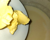 Foto langkah ke 5 dari resep Puding Roti Tawar Zebra.