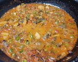 A picture of step 3 of Matar gajar mix vegetable curry.