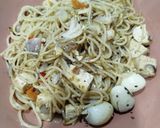 Foto langkah ke 6 dari resep Spaghetti Tumis Tahu dan Telur Puyuh.