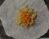 Foto langkah ke 4 dari resep Risol mie kuning.