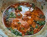 A picture of step 5 of Gulabjamun kofta curry.