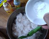 Foto langkah ke 1 dari resep Sate Singkong Pelangi.
