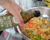 Foto del paso 5 de la receta: Ensalada de vegetales 🥕🌰🍅🍑🥑