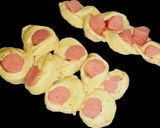 A picture of step 1 of Sausage pastries &twists.