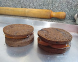 Foto del paso 4 de la receta: Alfajores de chocolate