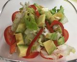 Hình bước làm 3 của món Salad bơ