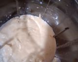 A picture of step 4 of Anjeer shake.