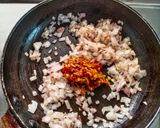 A picture of step 2 of Mosdeng Serma (Tomato chutney).