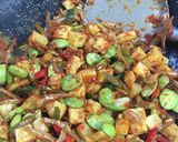 Foto langkah ke 4 dari resep Sambal KENPELIS (kentang,petai,bilis).