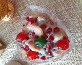 A picture of step 9 of Khati meethi fruit chat.