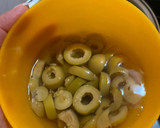 Foto del paso 4 de la receta: Pollo con aceitunas