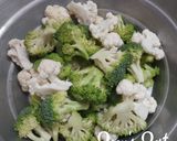A picture of step 1 of Air Fryer Roasted Vegetables.