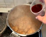 Φωτογραφία βήματος 3 της συνταγής 👩‍🍳Κοκκινιστό στην χύτρα με ρύζι🍚 & άρωμα δάσους🍄‍🟫🌲