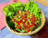 Foto langkah ke 4 dari resep Tumis Cambah Kedelai.