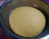 Foto langkah ke 3 dari resep Pizza Labu Kuning Topping Worcis (wortel buncis).