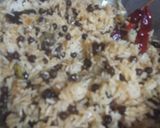 A picture of step 4 of Black vatana pulao.