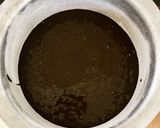 A picture of step 4 of Strawberry chocolate cake.