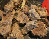 Foto langkah ke 4 dari resep Dendeng batokok berbumbu.