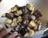 Foto langkah ke 2 dari resep 35. Oseng Terong Kecap.