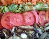 Foto del paso 3 de la receta: Merluza colorida con salsa de naranja