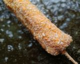 Foto langkah ke 4 dari resep Corndog roti tawar.