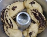Foto langkah ke 8 dari resep Roti manis/roti kepang isi cokelat/ovennya teflon😁.