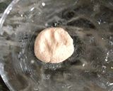A picture of step 2 of Wheat thin crust pizza.