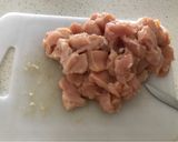 Foto del paso 1 de la receta: Brochetas de pollo
