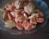 Foto del paso 2 de la receta: KIFTIKAS (albóndigas con acelga en salsa de tomates)