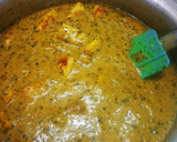 A picture of step 5 of Lehsuni Methi Paneer.
