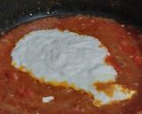 A picture of step 2 of Tinday gosht.