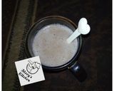 A picture of step 3 of Banana and date shake.