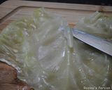 A picture of step 3 of Persian cabbage rolls.