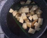 Foto langkah ke 3 dari resep Kolak Pisang dan Ubi Ala Ala Anak Rantau.