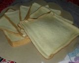 Foto langkah ke 4 dari resep Roti Sosis Bekal Anak Simpel (ga berminyak, kesat).