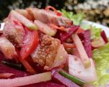 รูปขั้นตอนการทำที่ 4 ของ ยำบีทรูท ฟักแม้วหมูกรอบ Beetroot Chayote Crispy Pork Spicy Salad