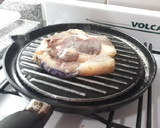 Foto del paso 3 de la receta: Bife con salsa - no líquida - de berenjena ♡