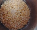 A picture of step 1 of Dal Peetha.