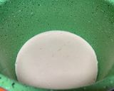 Foto del paso 4 de la receta: Bizcocho de yogur de fresa con pepitas de chocolate.Thermomix y tradicional. En horno y en olla GM