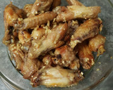Foto del paso 2 de la receta: Alitas al ajillo con Vinagre