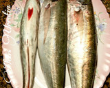 Foto del paso 1 de la receta: Jurel de cola rosada con manto de gambas y almejas
