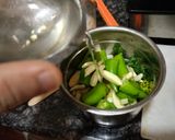 A picture of step 2 of Mooli ke patte ki chutney.
