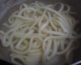 A picture of step 4 of Leftover Curry Udon.