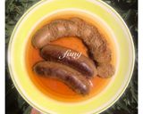 Foto langkah ke 2 dari resep Sosis Babi Kuah Kecap.