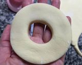 Foto del paso 3 de la receta: Donas bañadas en chocolate y oreos sin gluten
