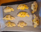 Pihe-puha sajtos, kömènymagos sörkifli 🥐🧀🐇🐣 recept fázis 5 fotója